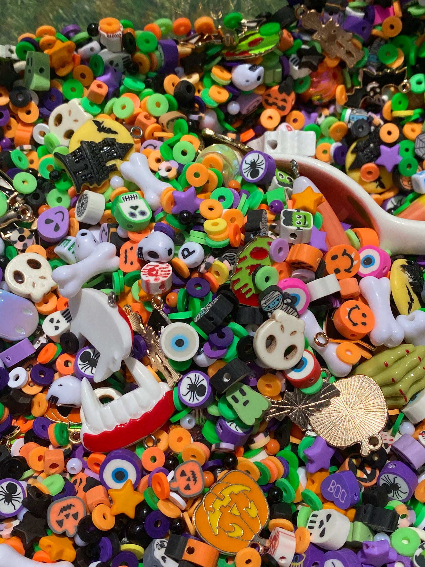 DIY Spooky Halloween Bead Confetti